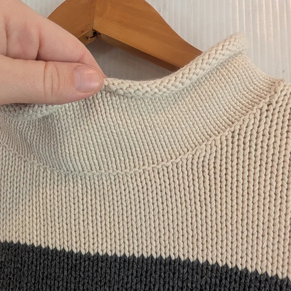 NAUTICA Women's Navy Gray & Cream Striped 100% Cotton Sweater Size Medium - Picture 4 of 10